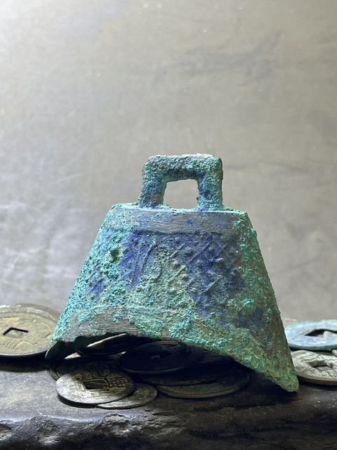 古玩銅器漢代·鈴鐺拍賣，當前價格2198元