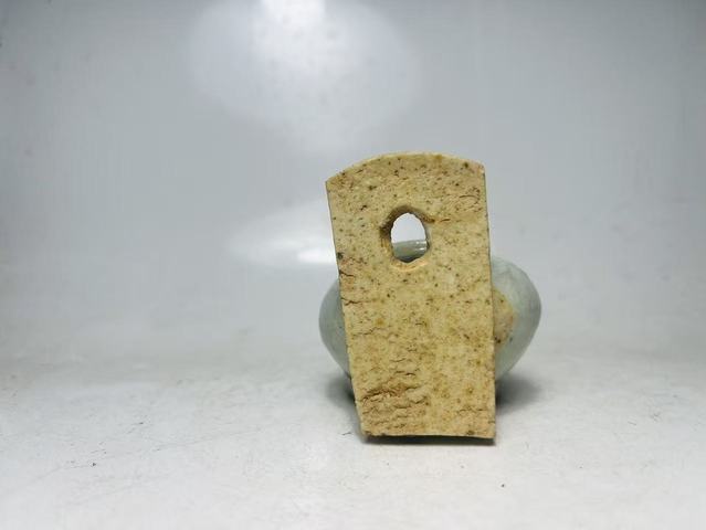 古玩陶瓷（明早期）青白釉刻花油燈拍賣，當前價格0元