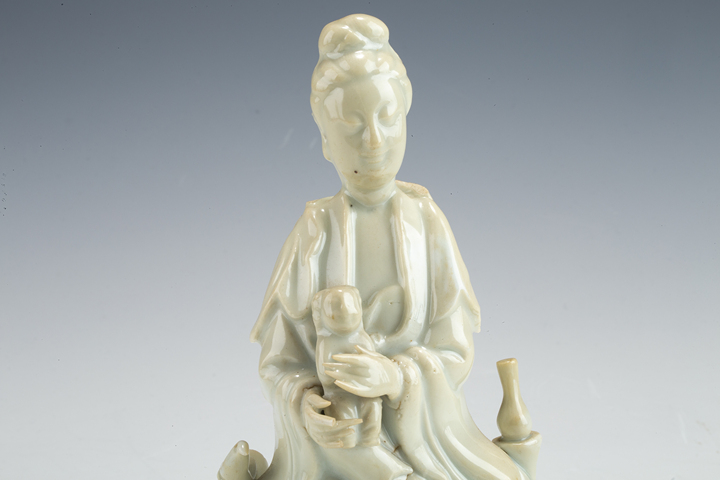 古玩陶瓷晚清民國·白釉送子觀音塑像真品鑒賞圖