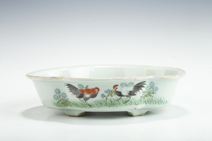 古玩陶瓷民國·粉彩蘆雁斗雞圖海棠水仙盆真品鑒賞圖