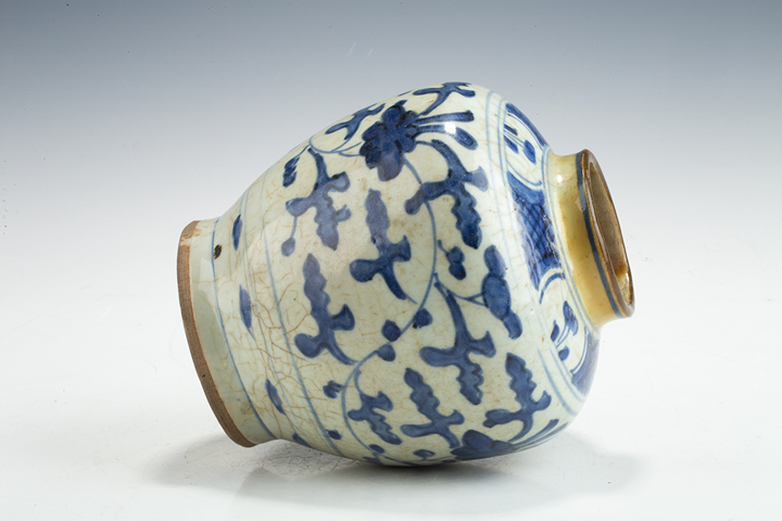 古玩陶瓷清早·青花纏枝花卉紋罐真品鑒賞圖