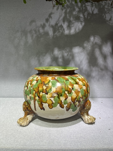 古玩陶瓷唐三彩真品鑒賞圖