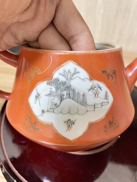 古玩陶瓷珊瑚紅釉描金開光執壺真品鑒賞圖