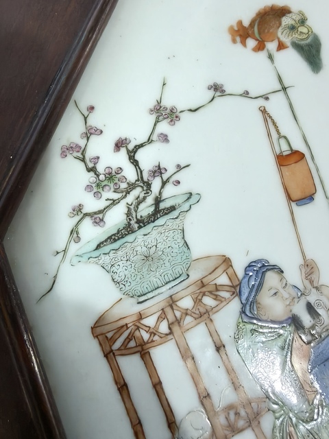 古玩陶瓷人物紋粉彩瓷板畫真品鑒賞圖