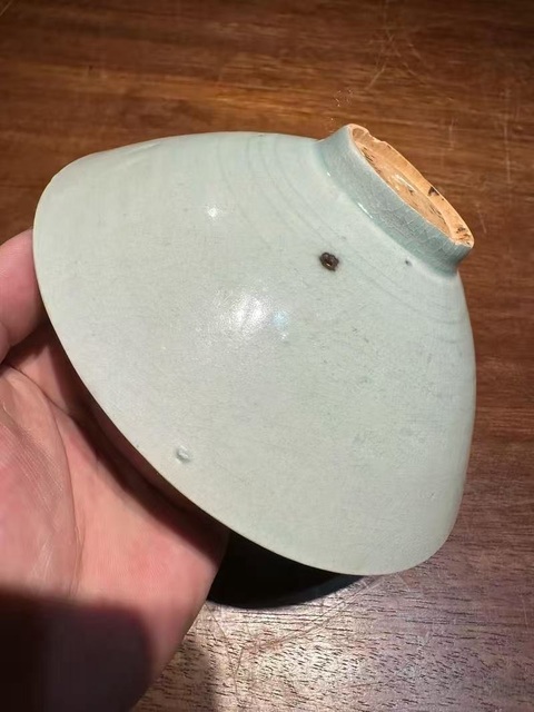 古玩陶瓷影青剃花紋碗真品鑒賞圖