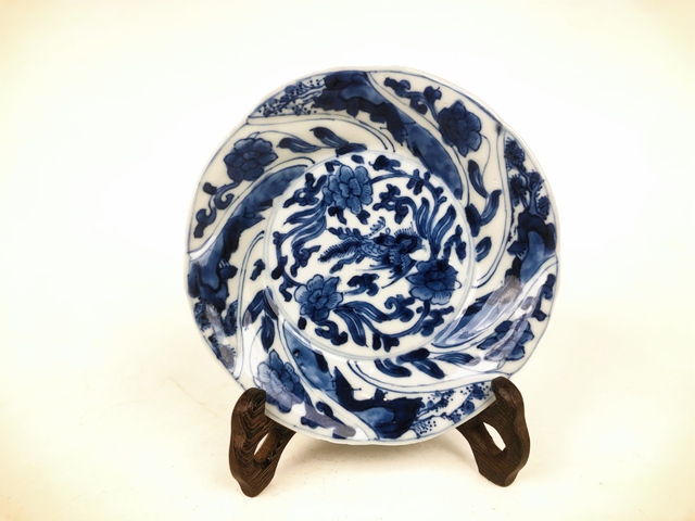 古玩陶瓷清康熙·鳳穿牡丹花口盤真品鑒賞圖