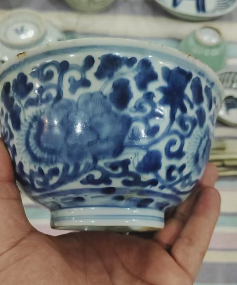 古玩陶瓷清康熙?青花菊花牡丹墩式碗拍賣，當前價格2600元