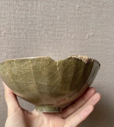 古玩陶瓷龍泉碗真品鑒賞圖