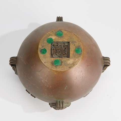 古玩銅器獸耳缽式爐真品鑒賞圖