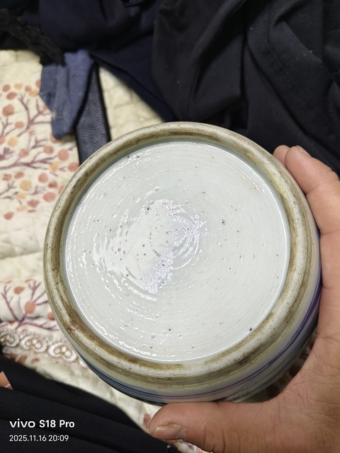 古玩陶瓷山水紋青花罐真品鑒賞圖