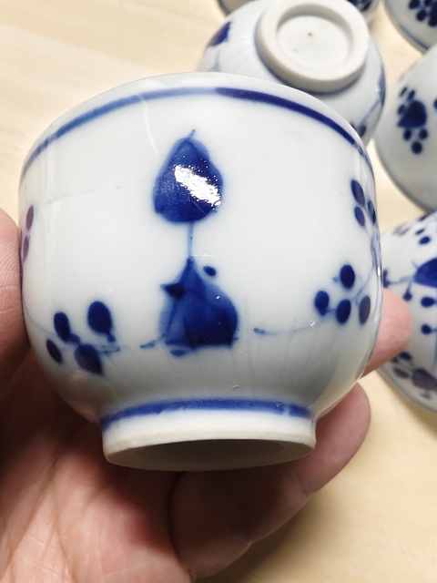 古玩陶瓷玉環(huán)底青花杯真品鑒賞圖
