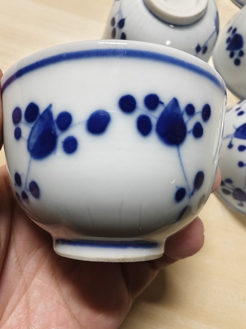 古玩陶瓷玉環(huán)底青花杯真品鑒賞圖
