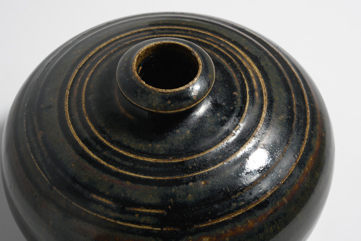 古玩陶瓷黑釉扁瓶真品鑒賞圖