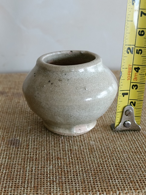 古玩陶瓷元代末龍泉瓷文房水盂拍賣，當前價格598元