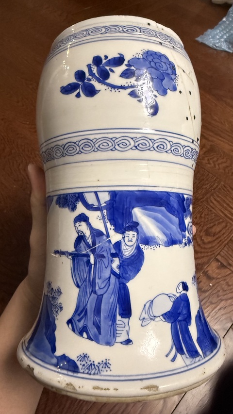 古玩陶瓷人物紋青花鳳尾尊標(biāo)本真品鑒賞圖