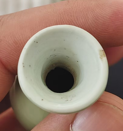 古玩陶瓷晚清?豆青釉小凈瓶拍賣，當前價格1200元