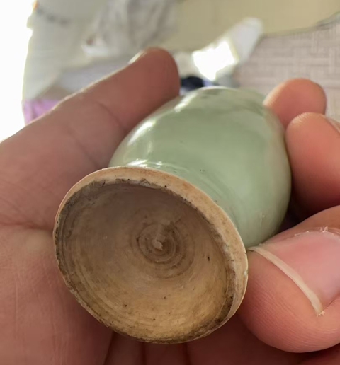 古玩陶瓷晚清?豆青釉小凈瓶拍賣，當前價格1200元