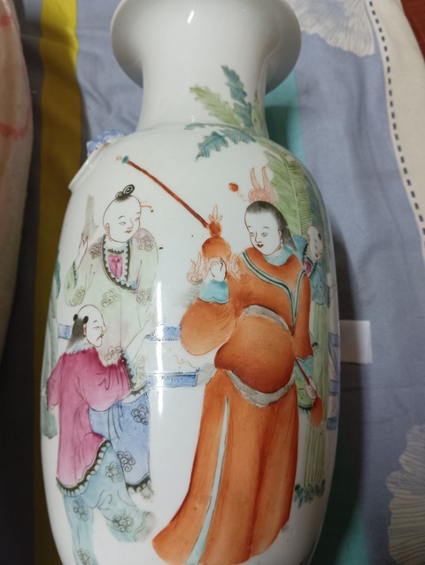 古玩陶瓷粉彩瓶真品鑒賞圖