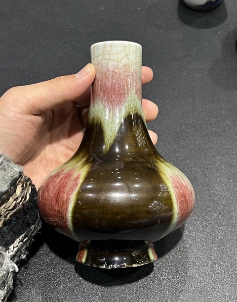 古玩陶瓷三羊開(kāi)泰荸薺瓶真品鑒賞圖