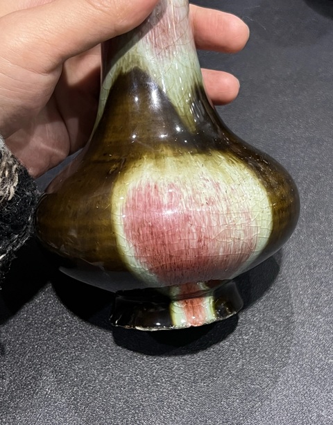 古玩陶瓷三羊開(kāi)泰荸薺瓶真品鑒賞圖