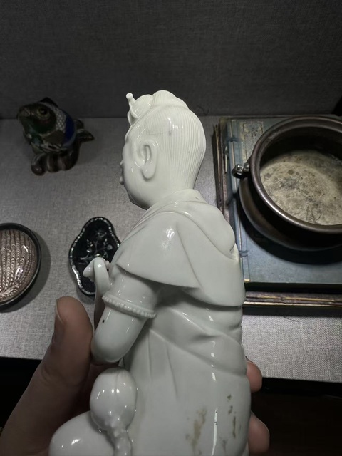 古玩陶瓷白釉瓷塑真品鑒賞圖