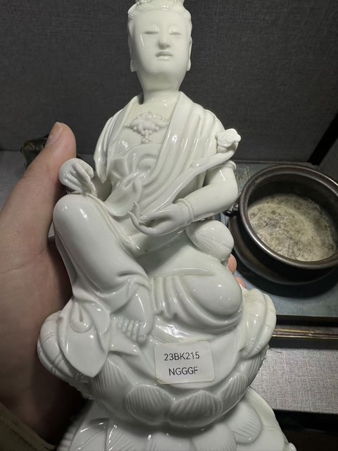 古玩陶瓷白釉瓷塑真品鑒賞圖