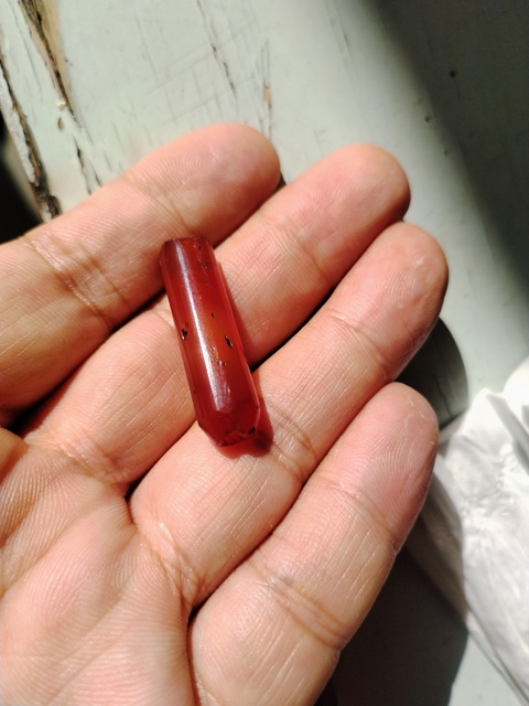 古玩玉器紅瑪瑙管珠真品鑒賞圖