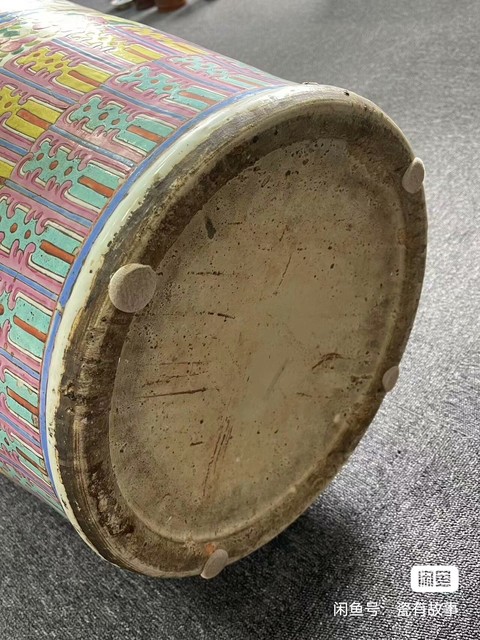 古玩陶瓷刀馬人粉彩瓶真品鑒賞圖