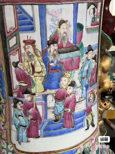 古玩陶瓷刀馬人粉彩瓶真品鑒賞圖