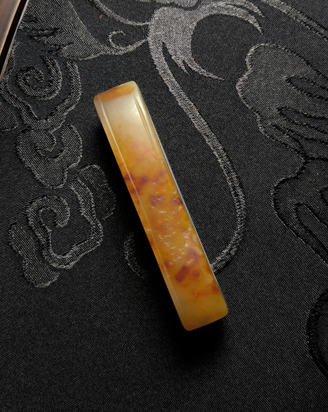 古玩玉器瑪瑙雕“腰帶穿”真品鑒賞圖