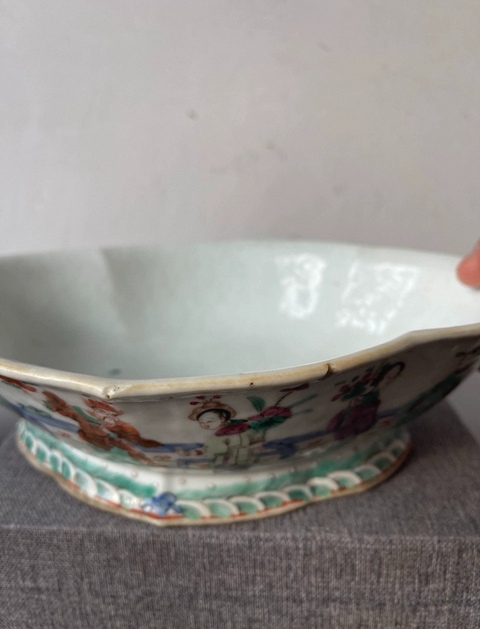 古玩陶瓷粉彩人物故事貢盤(pán)真品鑒賞圖