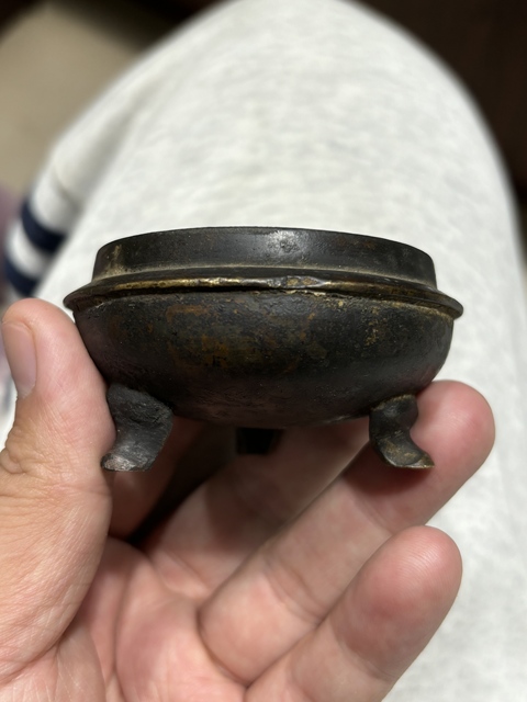 古玩銅器爐子真品鑒賞圖