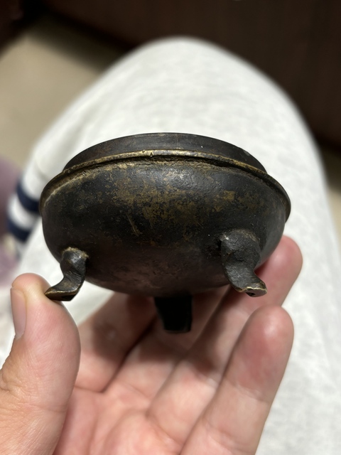 古玩銅器爐子真品鑒賞圖