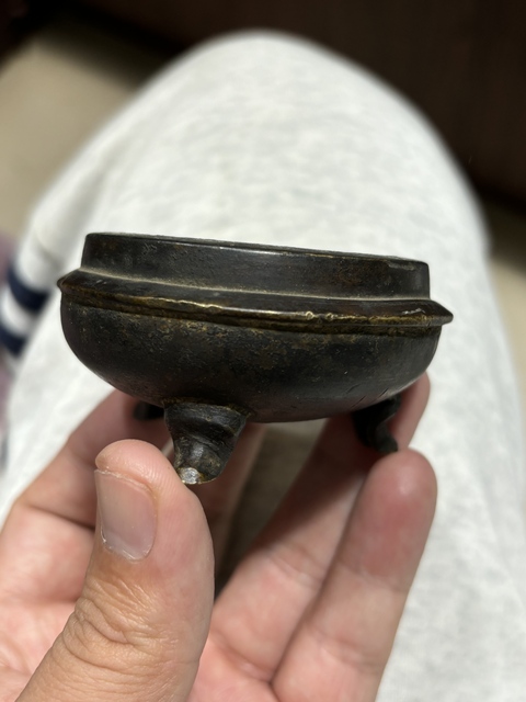 古玩銅器爐子真品鑒賞圖