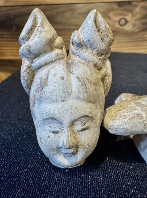 古玩陶瓷唐代奏樂仕女陶俑真品鑒賞圖