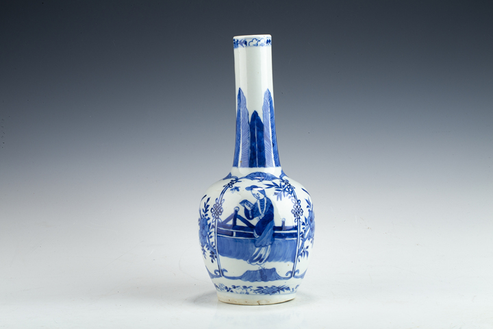 古玩陶瓷清晚期·青花開窗仕女花鳥紋長頸瓶拍賣，當前價格248元