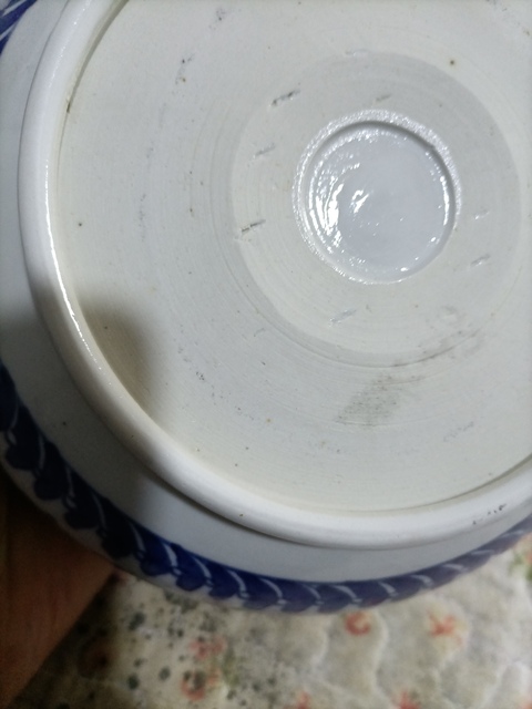 古玩陶瓷花卉紋青花香爐拍賣，當前價格2800元