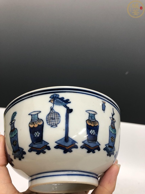 古玩陶瓷清晚·青花加彩博古紋碗拍賣，當(dāng)前價(jià)格5000元