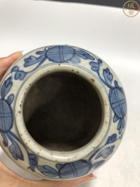 古玩陶瓷萬歷·青花菊花紋罐拍賣，當前價格3800元