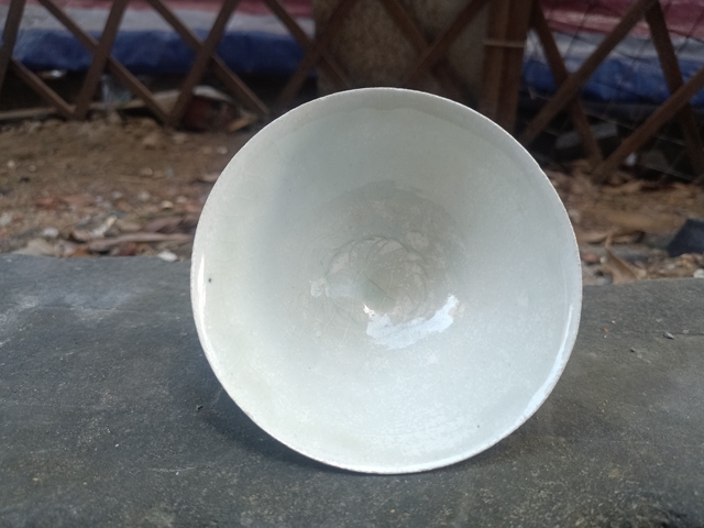 古玩陶瓷湖田窯影青釉斗笠盞真品鑒賞圖