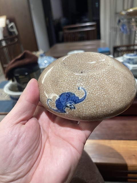 古玩陶瓷哥釉青花金魚紋水洗真品鑒賞圖