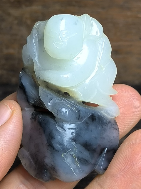 古玩玉器和田玉雕“劉海戲金蟾”真品鑒賞圖