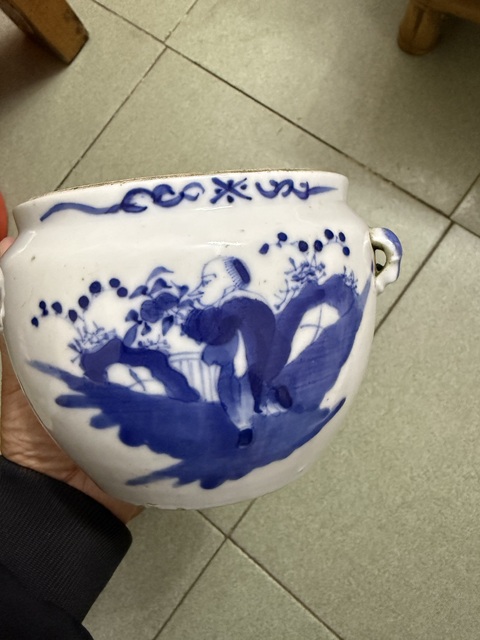 古玩陶瓷陶淵明愛菊圖青花四系粥罐真品鑒賞圖