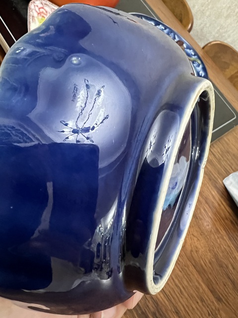 古玩陶瓷晚清藍釉花口碗真品鑒賞圖