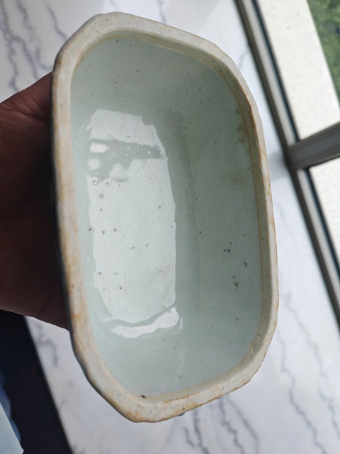 古玩陶瓷青花山水紋蓋盒真品鑒賞圖