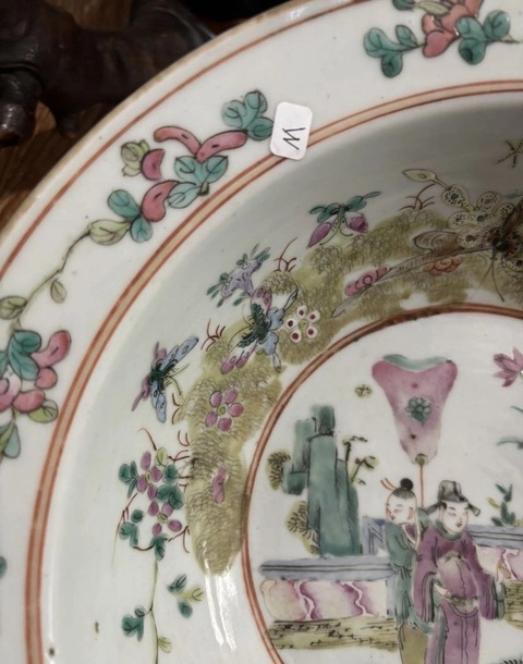 古玩陶瓷同治細路粉彩折沿盆真品鑒賞圖