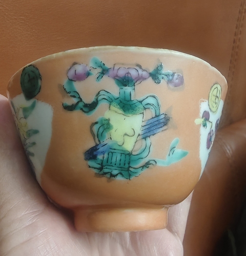 古玩陶瓷民國珊瑚紅粉彩杯真品鑒賞圖