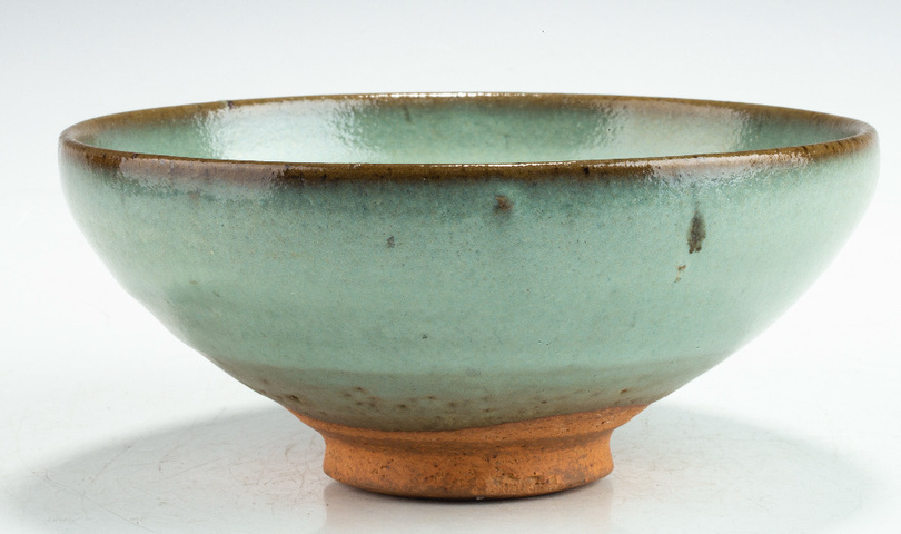 古玩陶瓷鈞窯天藍釉紫紅斑碗拍賣，當(dāng)前價格25000元