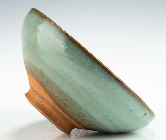 古玩陶瓷鈞窯天藍釉紫紅斑碗拍賣，當(dāng)前價格25000元