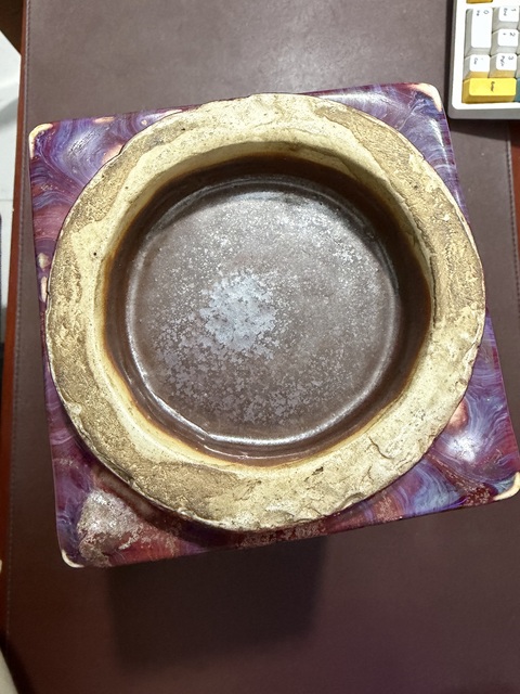 古玩陶瓷紅釉琮式瓶真品鑒賞圖